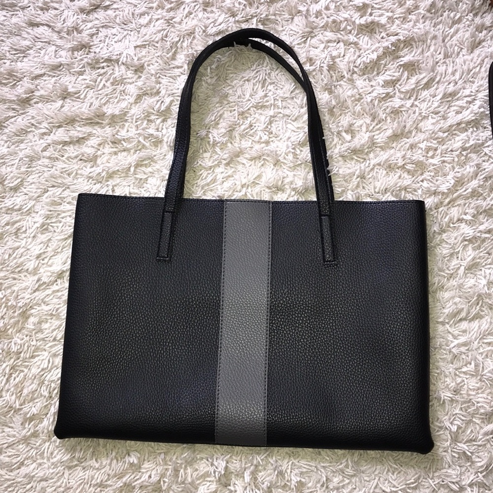 Vince Camuto Tote